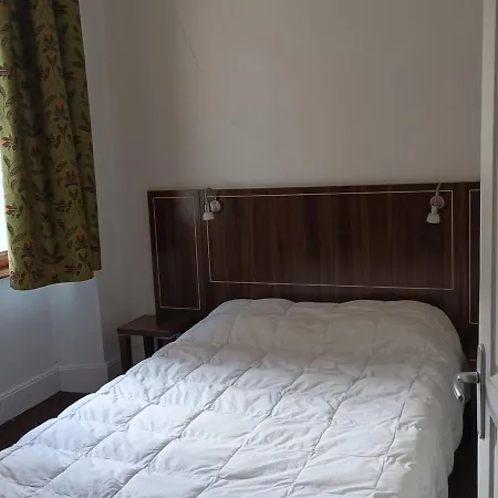 T3 Dans Chateau Avec Piscine Et Wifi, Animaux Admis, 6 Personnes - Fr-1-165b-32 Апартаменты Жозье