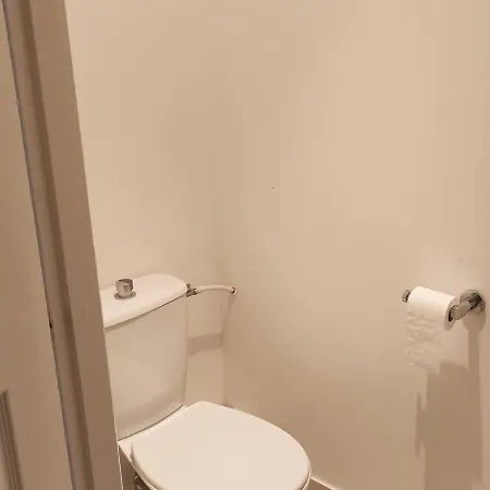 شقة T3 Dans Chateau Avec Piscine Et Wifi, Animaux Admis, 6 Personnes - Fr-1-165b-32